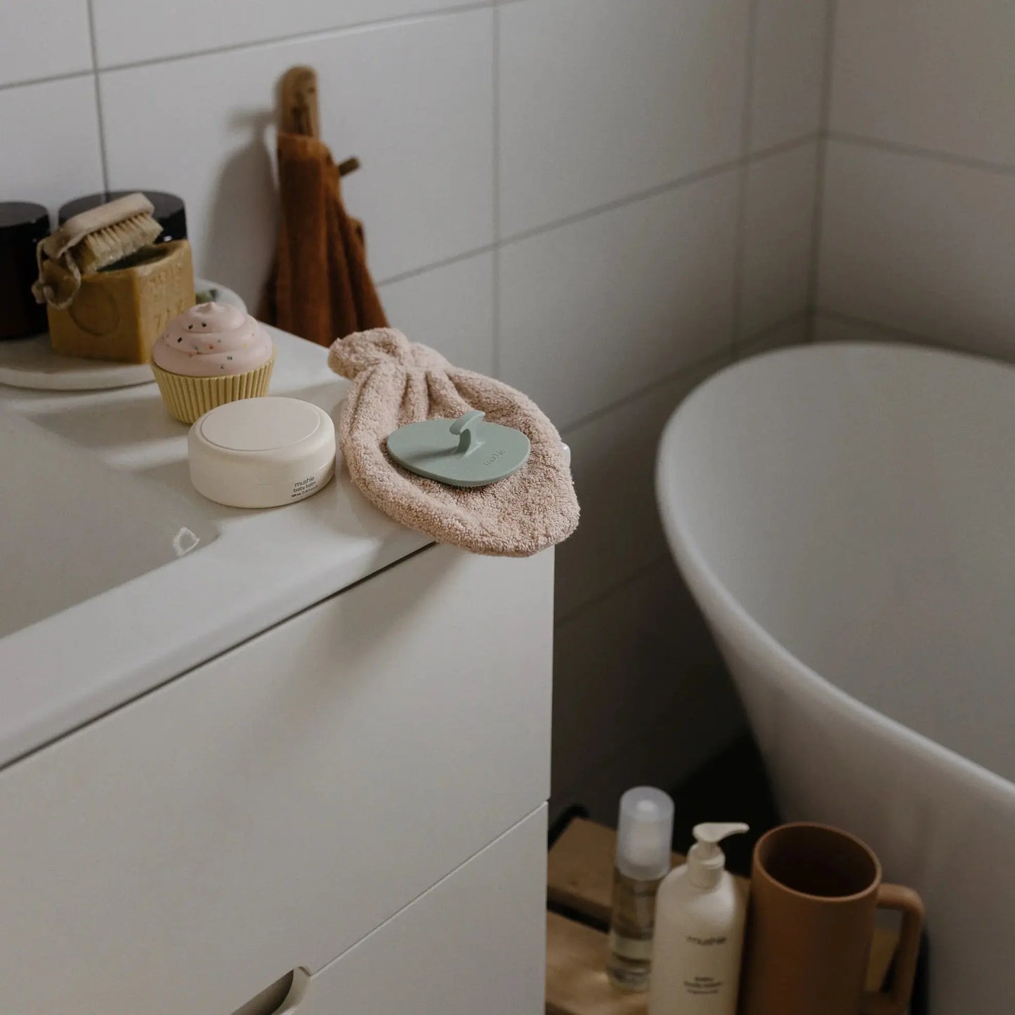 Lot de 2 gants de bain en coton biologique - Brouillard - Image #3