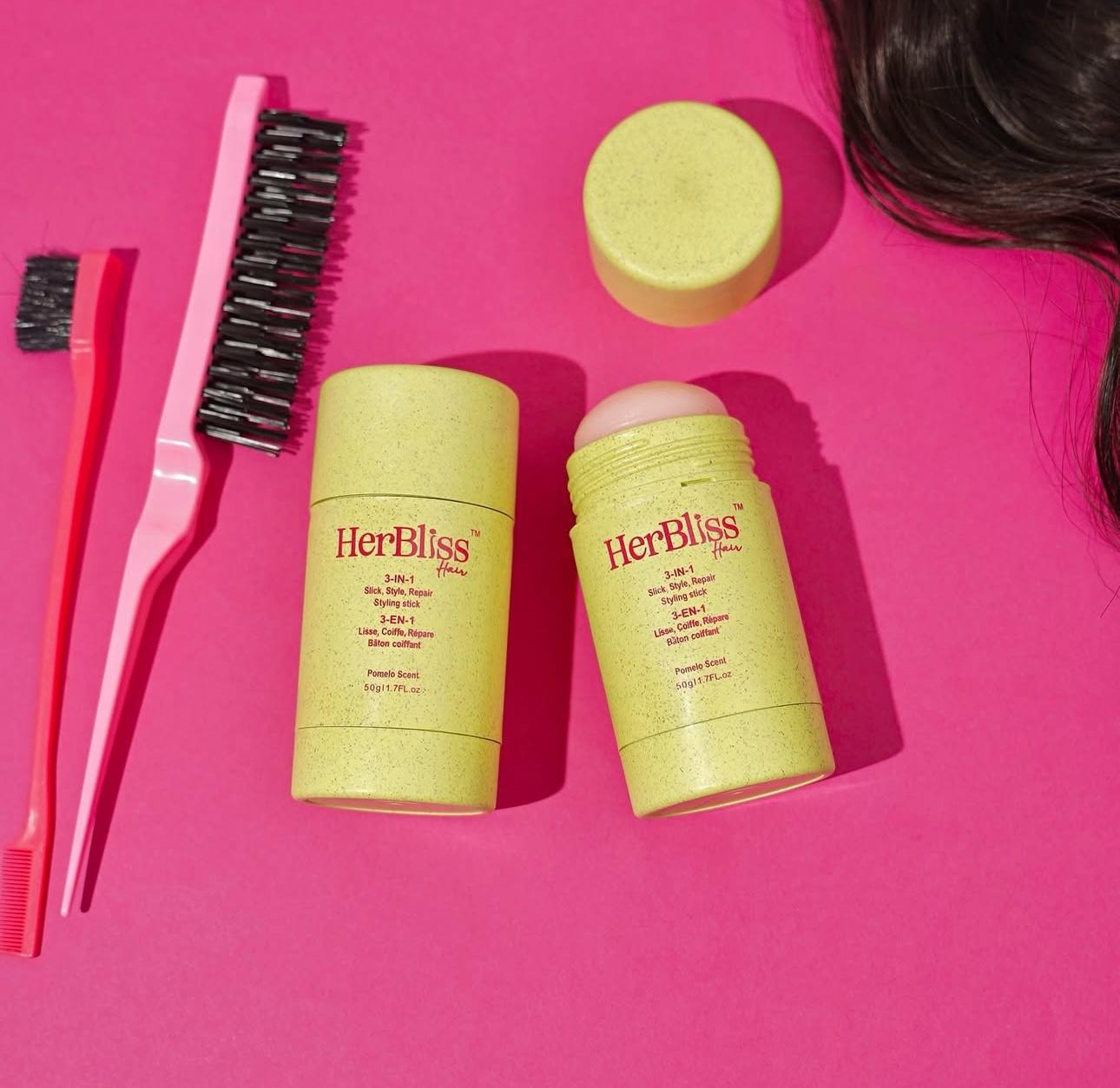 BÂTON COIFFANT + 2 BROSSES À CHEVEUX